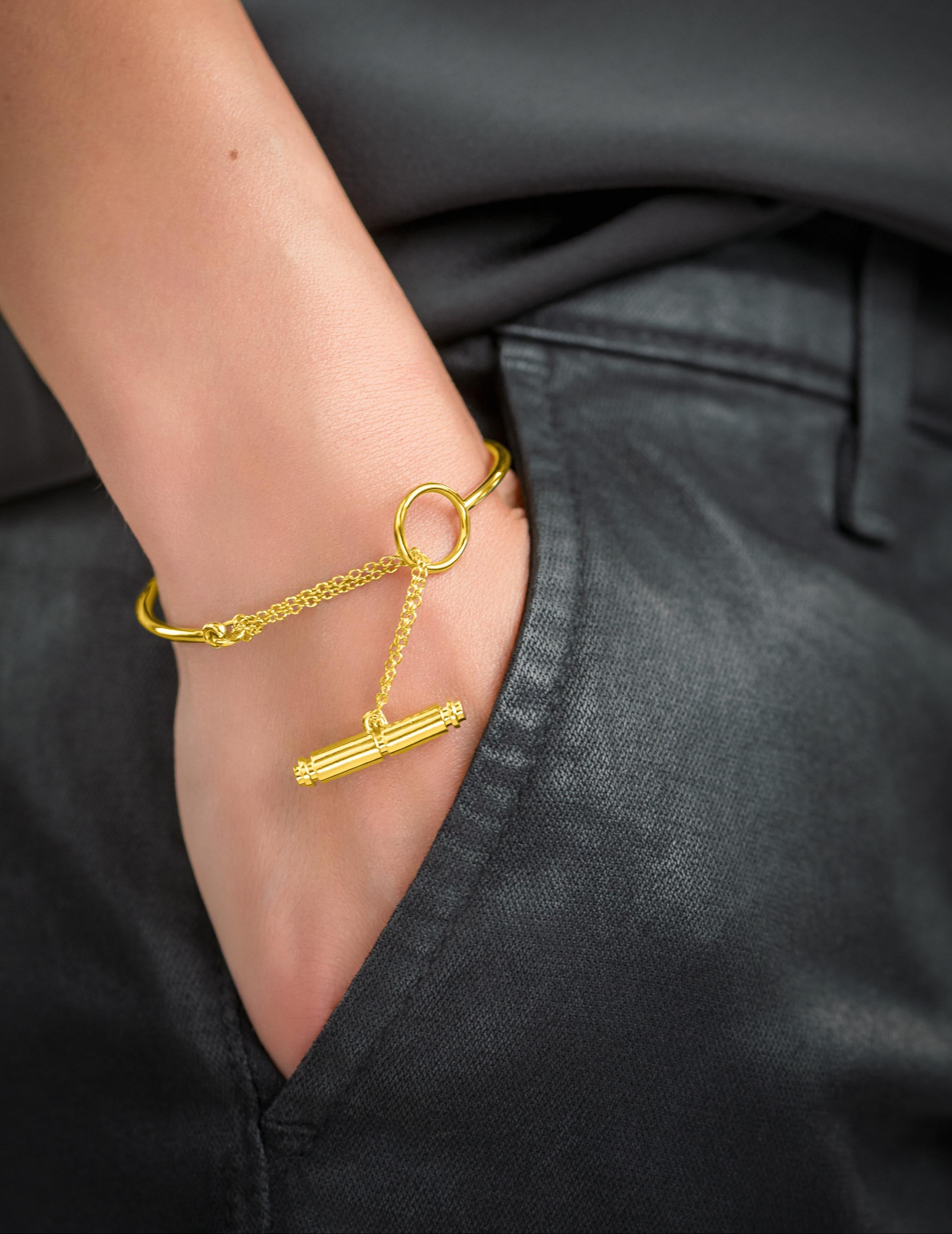 Toggle Bracelet